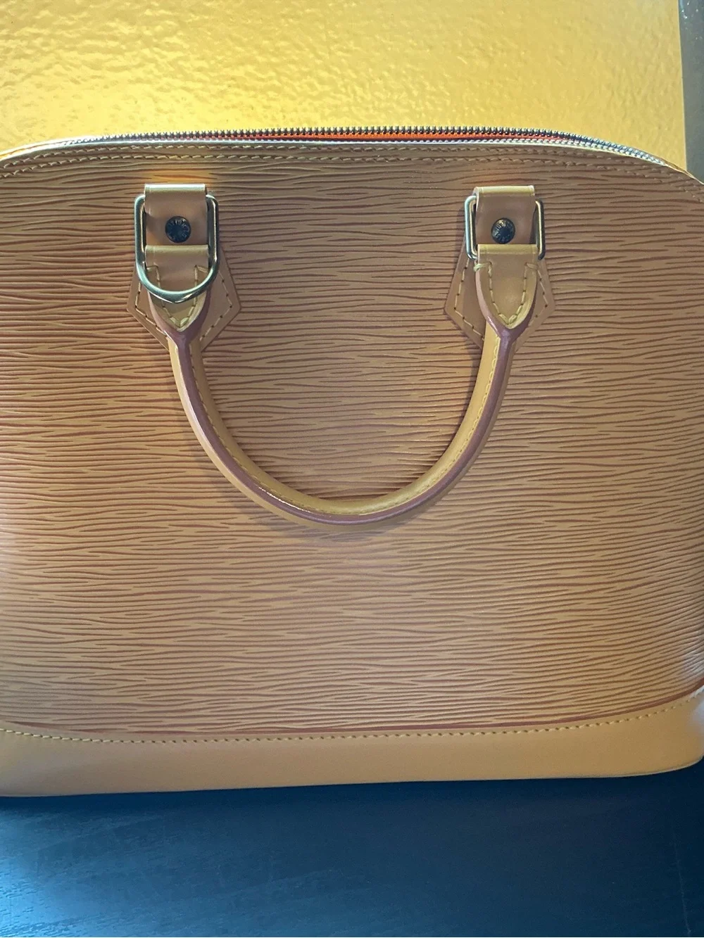 Louis Vuitton classic alma